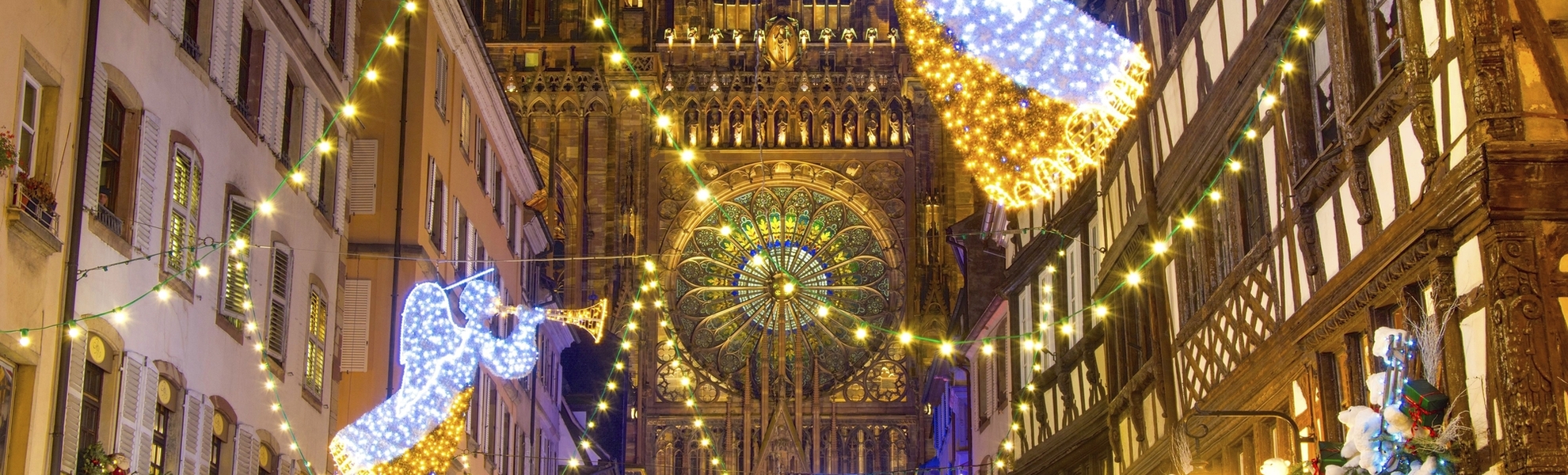 Marché de Noël, Strasbourg - © ©Alexi Tauzin - stock.adobe.com