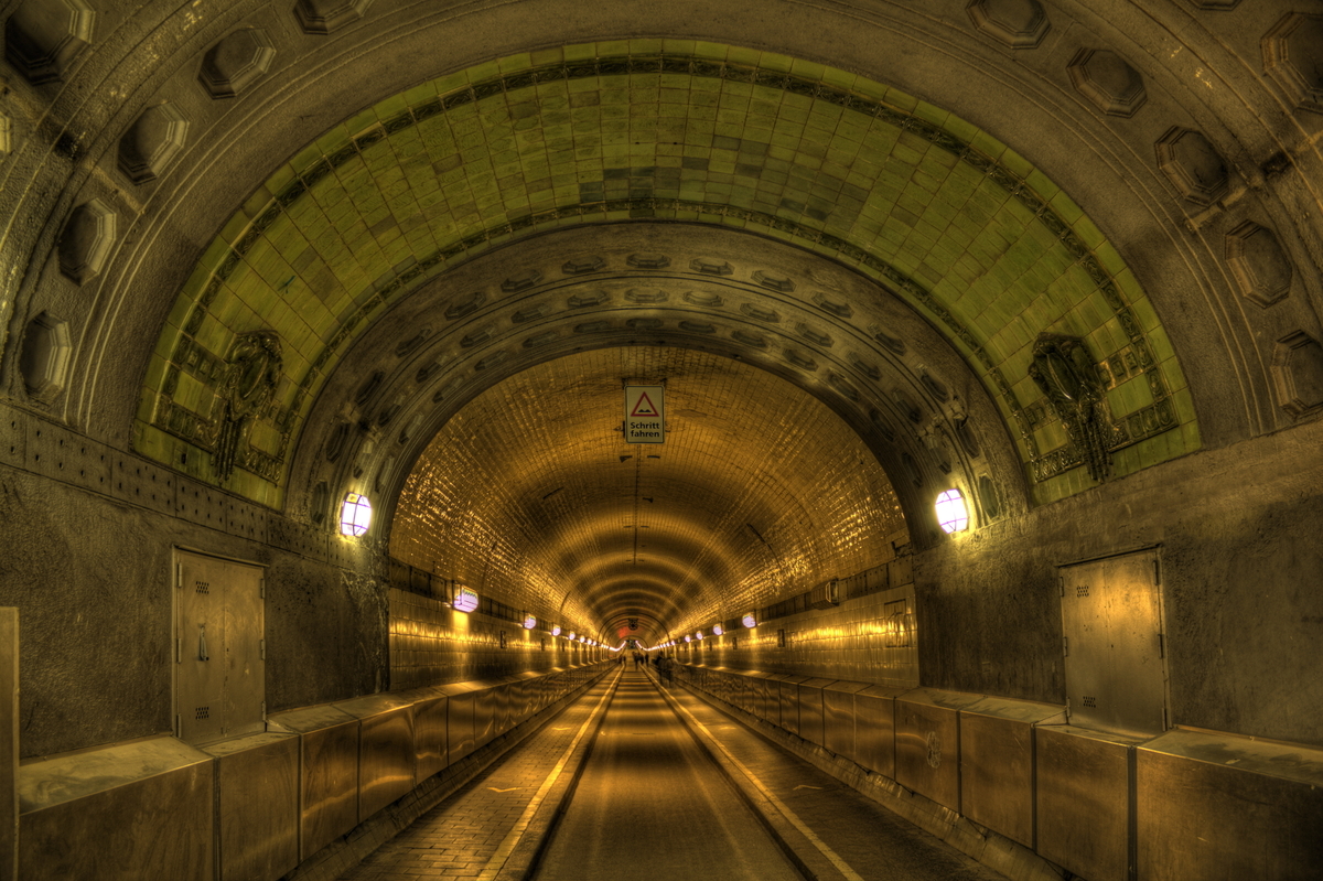 Le tunnel sous l'Elbe à St. Pauli, Hambourg - © Susanne - stock.adobe.com